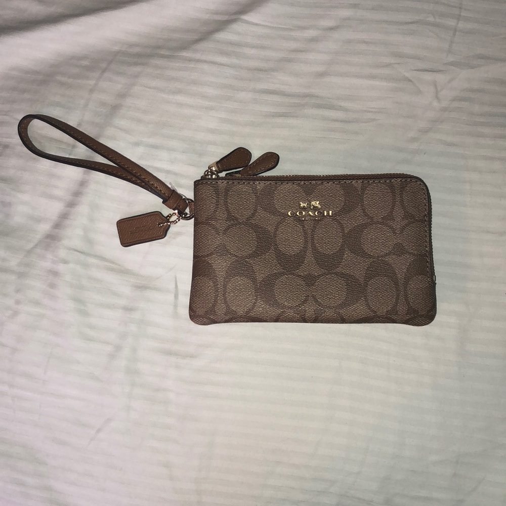 NWT coach wristlet